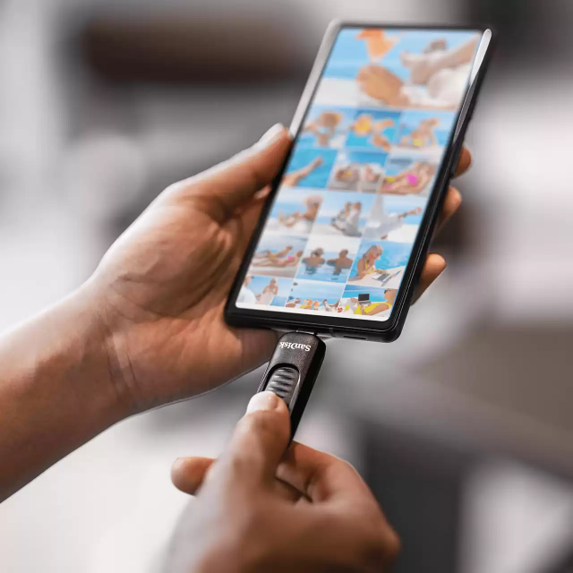 SanDisk Ultra Slider 64GB