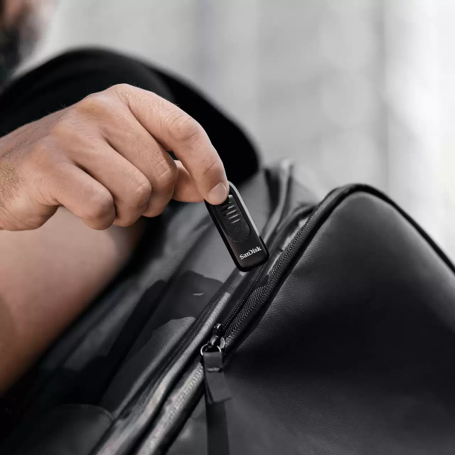 SanDisk Ultra Slider 32GB